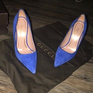 Authentic!!!!! Blue Gucci Pumps